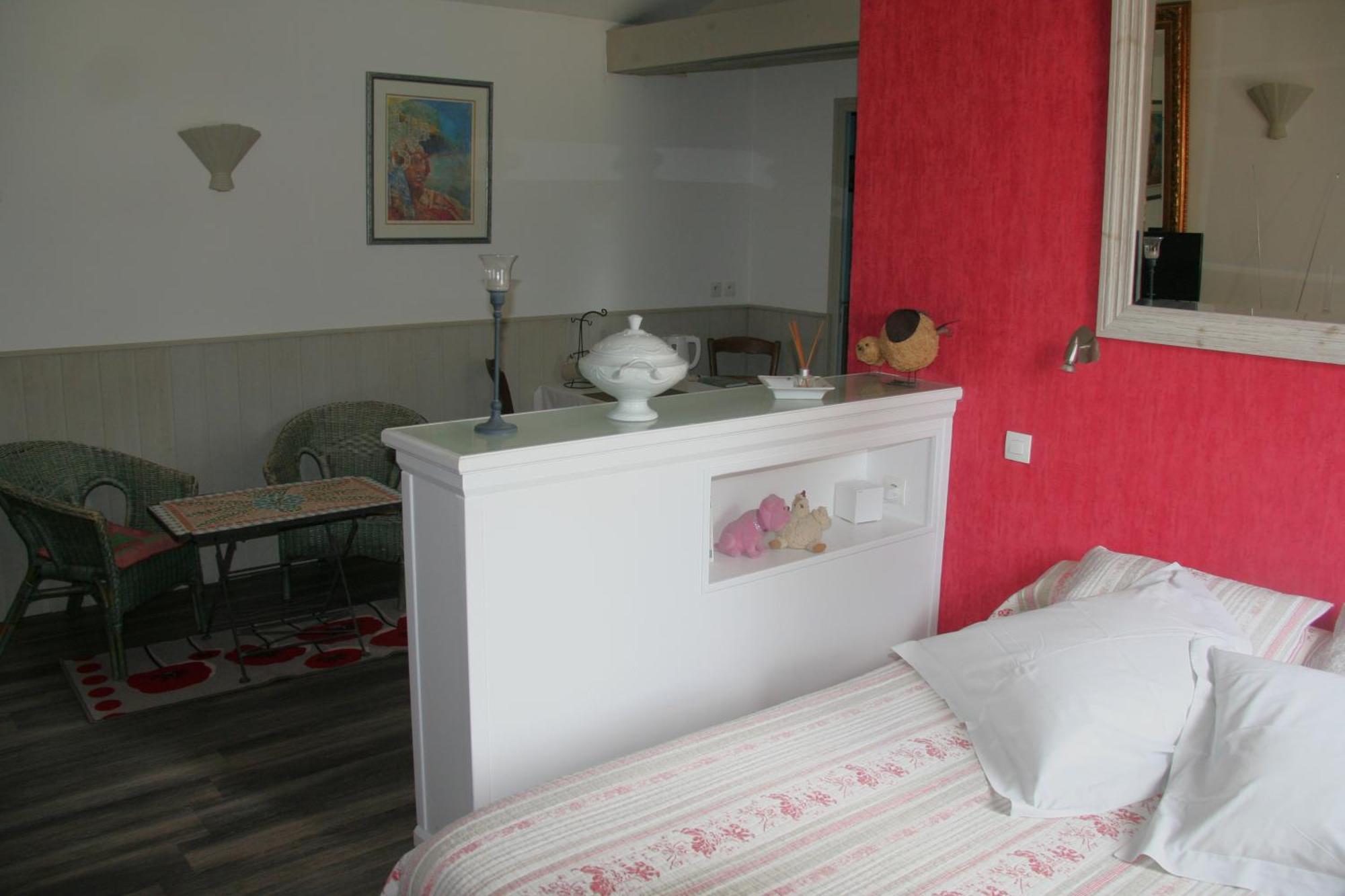 Une Chambre A La Campagne Basse-Goulaine Luaran gambar
