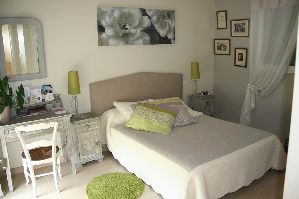 Une Chambre A La Campagne Basse-Goulaine Bilik gambar
